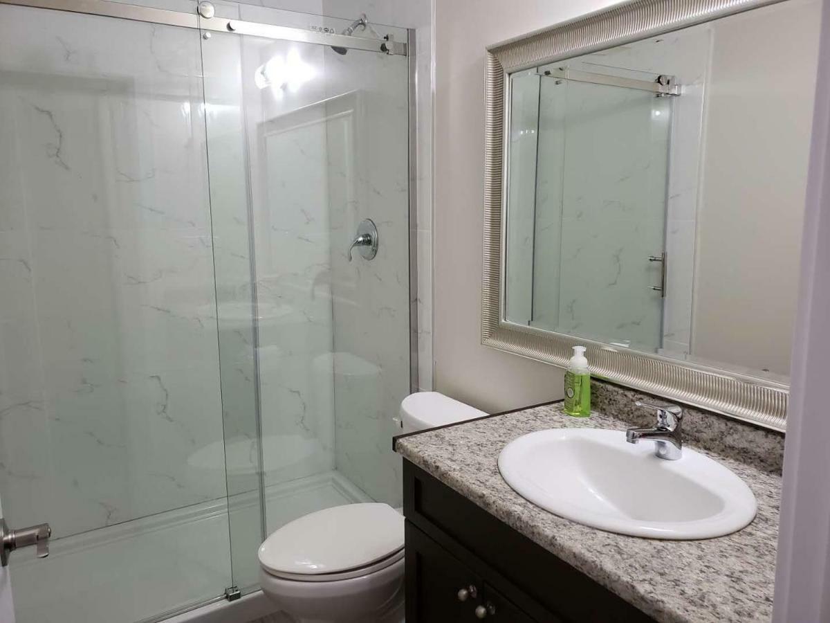 Metropolis Metrotown Area Lovely Place 2 Or 1 Bedrooms Villa